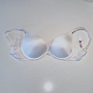 ‘Very Sexy’ Silky White PushUp Bra 36B